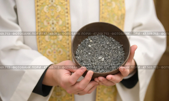 Priest Holds a Bowl of Ashes During Ash Wednesday Observance in a Serene Church Setting. Стоковое AI-изображение, AI-художник Sergey Grishin / Фотобанк Лори