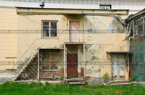 Пристройка к павильону №2 на ВВЦ (ВДНХ) (2012 год). Редакционное фото, фотограф Алёшина Оксана / Фотобанк Лори