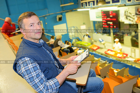 product bidder. Стоковое фото, агентство Ingram Publishing / Фотобанк Лори