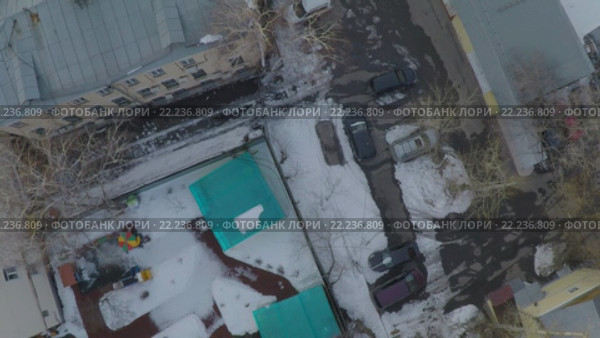 Пролет над Замоскворечьем. Камера вертикально вниз. Стоковое видео, видеограф Евгений Ковалев / Фотобанк Лори