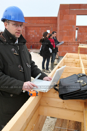Promoter on site under construction. Стоковое фото, агентство Ingram Publishing / Фотобанк Лори