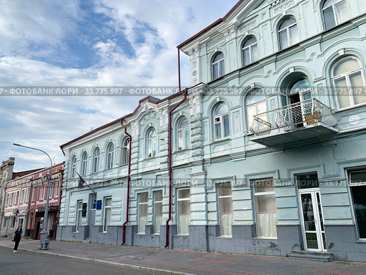 Проспект Мира, дом 36 (34), памятник архитектуры - особняк В. Х. Андреева (№ 1530287000). Владикавказ. Республика Северная Осетия (2019 год). Стоковое фото, фотограф Овчинникова Ирина / Фотобанк Лори