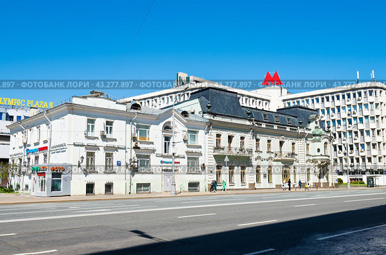Проспект Мира, дома 39 и 41. Москва (2024 год). Редакционное фото, фотограф E. O. / Фотобанк Лори