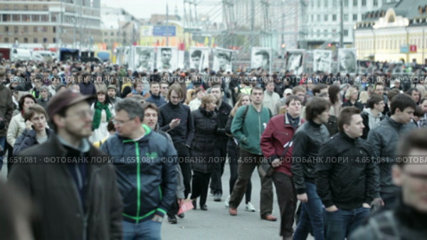 Протестное шествие в Москве (2013 год). Редакционное видео, видеограф Данил Руденко / Фотобанк Лори
