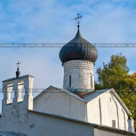 Псков. Церковь Иоакима и Анны на Полонище. XVI век (2010 год). Редакционное фото, фотограф Александр Щепин / Фотобанк Лори