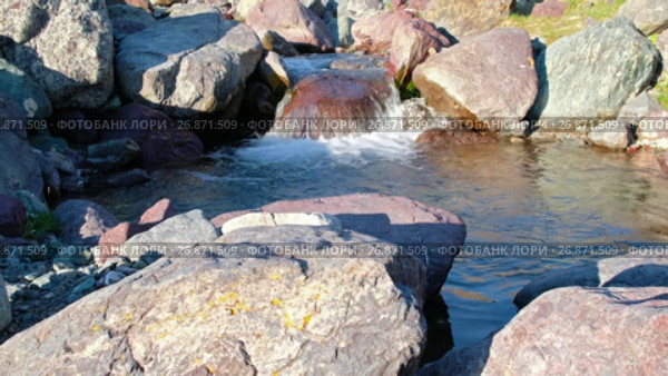 Река Их Сайр в урочище Цагдуулт в Монголии / Rapids and stones of small mountain river Ih Sair in natural boundary Tsagduult, Mongolia (2017 год). Стоковое видео, видеограф Сергей Пристяжнюк (Serg Zastavkin) / Фотобанк Лори