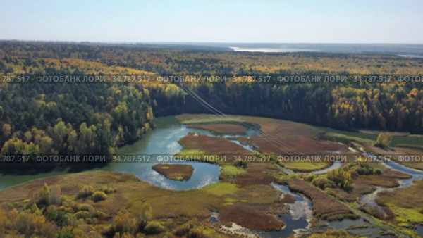 Река Коён под Новосибирском, вид сверху / Aerial video of meanders of the Koen river. Beautiful autumn landscape from above. (2020 год). Стоковое видео, видеограф Сергей Пристяжнюк (Serg Zastavkin) / Фотобанк Лори