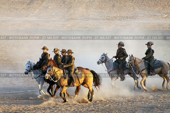 Реконструкция атаки на Беер Шеву силами Australian and New Zealand Army Corps (ANZAC) во время Первой мировой войны (2017 год). Стоковое фото, фотограф Irina Opachevsky / Фотобанк Лори