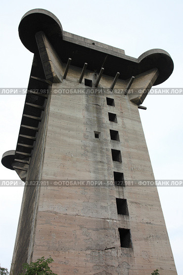 Remains of Anti-aircraft L-Tower in Augarten, Austria. Стоковое фото, фотограф Richard Roscoe/Stocktrek Images / ТАСС / Фотобанк Лори
