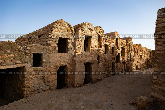 Remains of traditional mudbrick granaries in Ksar Daghar, Tunisia. Стоковое фото, фотограф Яков Филимонов / Фотобанк Лори