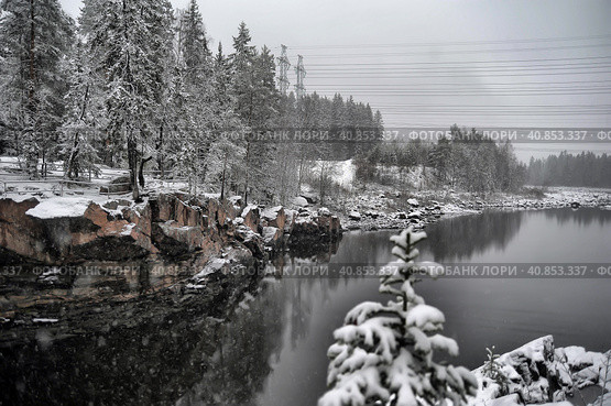 River Canyon and rocks in winter. Стоковое фото, фотограф Анна Кривицкая / Фотобанк Лори