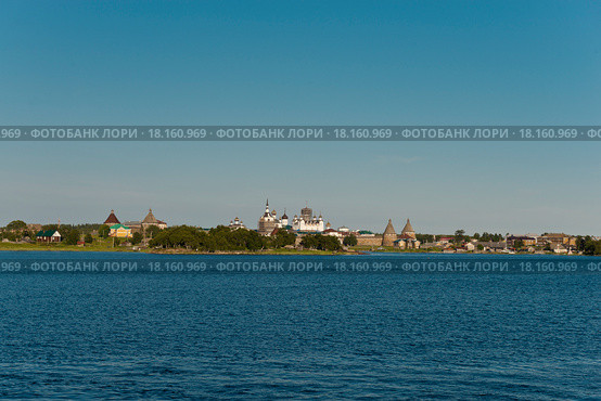 Россия, Архангельская область, Белое море, Большой Соловецкий остров, Соловецкий монастырь (2015 год). Редакционное фото, фотограф Александр Циликин / Фотобанк Лори