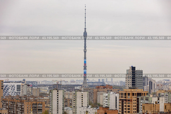 Россия. Москва. Останкинская телевизионная и радиовещательная башня. Russia. Moscow. Ostankino Television and Radio Broadcasting Tower. (2024 год). Редакционное фото, фотограф Алексей Смышляев / Фотобанк Лори