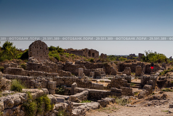 Руины античного города Сиде в Турции (Side, Antalya, Turkey) (2018 год). Редакционное фото, фотограф Ольга Сейфутдинова / Фотобанк Лори