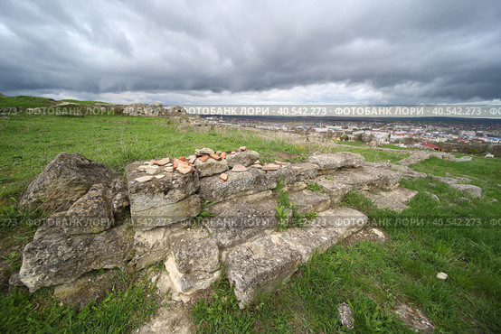 Руины Пантикапея. Керчь. Крым (2023 год). Стоковое фото, фотограф Анна Зеленская / Фотобанк Лори