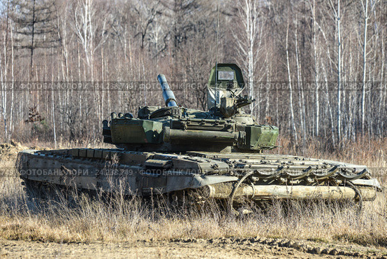 Russian tank T-72. Стоковое фото, фотограф Алексей Суворов / Фотобанк Лори