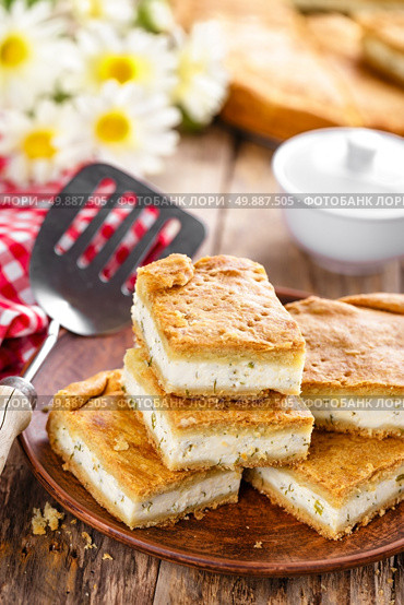 rustic salted cheesecake with cottage cheese. Стоковое фото, агентство Ingram Publishing / Фотобанк Лори