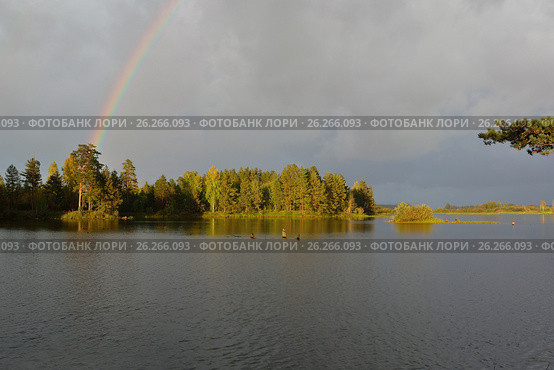 Рыбинское водохранилище, радуга, осенний пейзаж. Стоковое фото, фотограф Юрий Фатеев / Фотобанк Лори