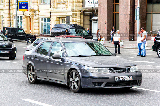 Saab 9-5 (2013 год). Редакционное фото, фотограф Art Konovalov / Фотобанк Лори