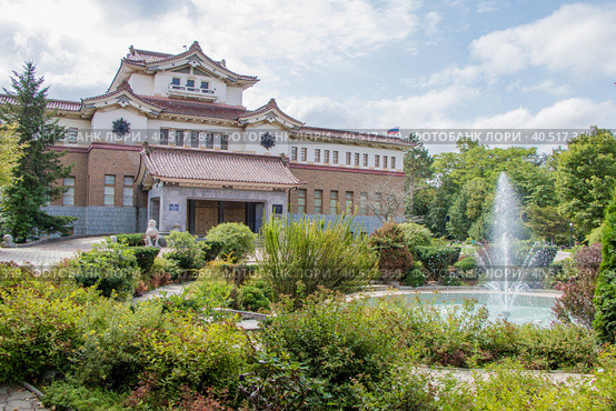 Sakhalin Regional Museum in the Japanese building of 1932. (2019 год). Редакционное фото, фотограф Ирина Кононова / Фотобанк Лори