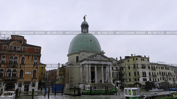 San simeone piccolo church viewed from grand canal in venice. Стоковое фото, фотограф David Kashakhi / Фотобанк Лори
