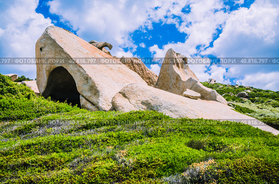 Sandstone rocks of Costa Serena, Sardinia, Italy (2014 год). Стоковое фото, фотограф Igor Tichonow / Фотобанк Лори