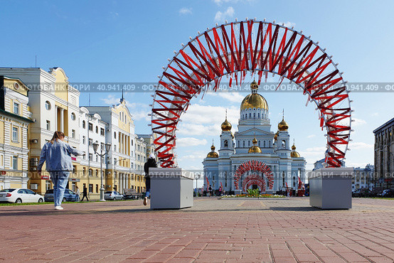 Saransk, Mordovia, Russia. 05.06.2023. The Cathedral of Saint Feodor Ushakov in Saransk, consecrated in 2009, Russia. It is named in honour of the Russian saint and admiral Fyodor Ushakov. Редакционное фото, фотограф Оксана Медведева / Фотобанк Лори