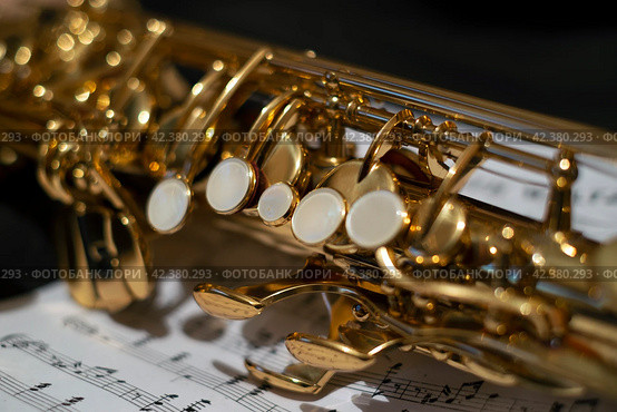 Saxophone. Стоковое фото, фотограф Евгения Кравцова / Фотобанк Лори