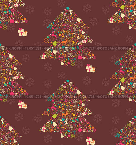 Seamless pattern with ornamental Christmas tree with reindeers, gift boxes and snowflakes, vector illustration. Стоковая иллюстрация, агентство Ingram Publishing / Фотобанк Лори