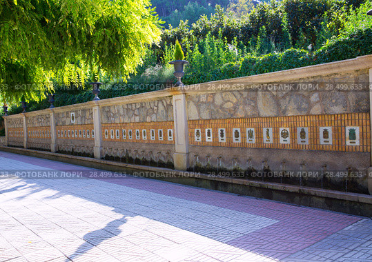 Segorbe fuente de los 50 canos fountain Castellon in Spain Valencian Community (2013 год). Стоковое фото, фотограф Tono Balaguer / Ingram Publishing / Фотобанк Лори
