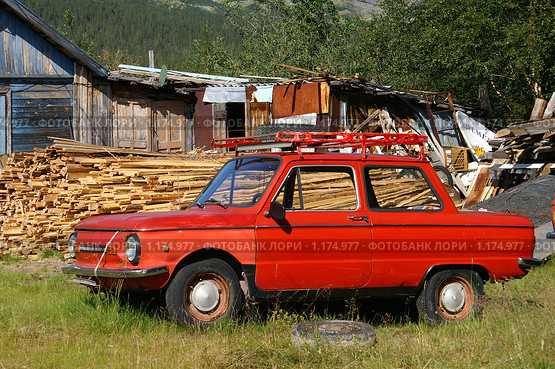Серийный «Запорожец» ЗАЗ-968М (2009 год). Редакционное фото, фотограф Охотникова Екатерина *Фототуристы* / Фотобанк Лори