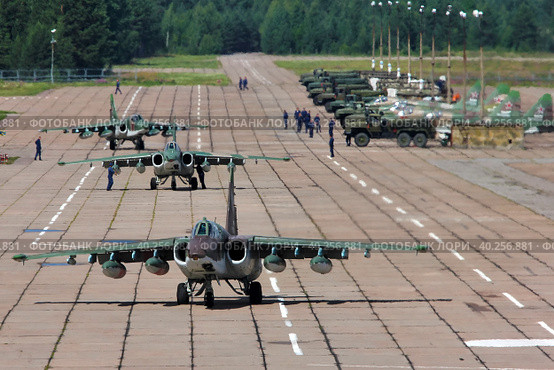 Штурмовик Су-25 ВКС России (2020 год). Редакционное фото, фотограф Александр Тарасенков / Фотобанк Лори