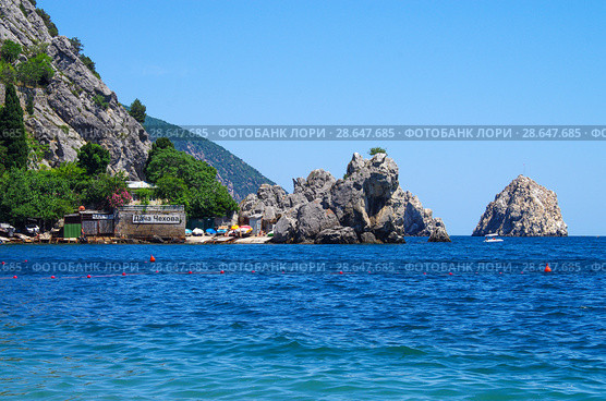 Скала Адалары в Черном море, Гурзуф, Крым (2018 год). Стоковое фото, фотограф Natalia Sidorova / Фотобанк Лори