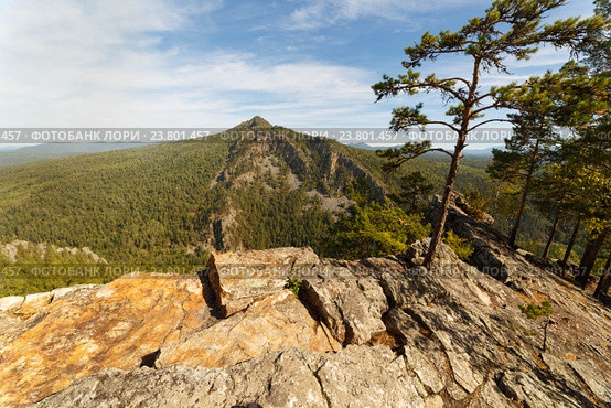 Скалы Айгир. Башкортостан. Южный урал. Стоковое фото, фотограф Акиньшин Владимир / Фотобанк Лори