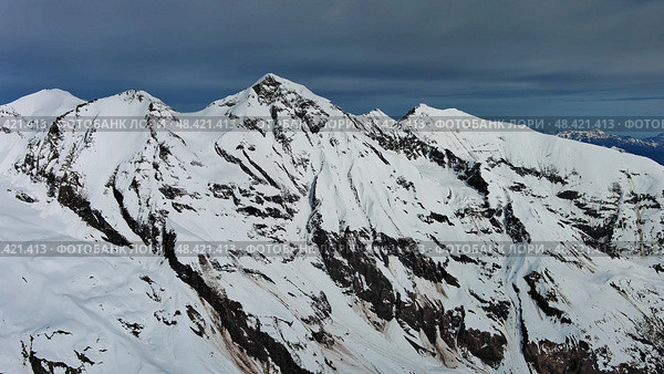 Snow Alp mountain range landscape. Стоковое фото, фотограф Михаил Коханчиков / Фотобанк Лори