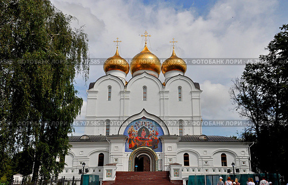 Собор Успения Пресвятой Богородицы (главный фасад) в г.Ярославле. Золотое кольцо России (2024г.) Стоковое фото, фотограф Вера Смолянинова / Фотобанк Лори