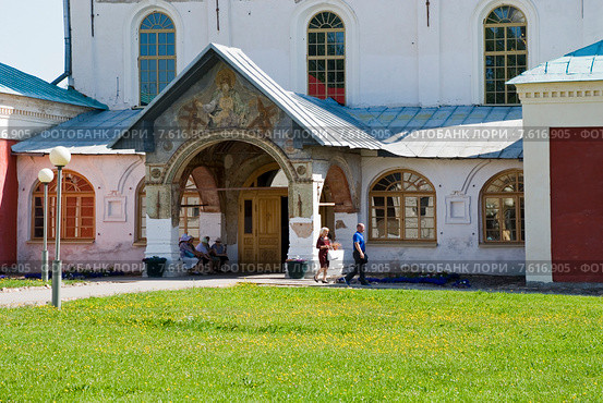 Собор Успения Пресвятой Богородицы. Тихвинский Богородице-Успенский монастырь (2014 год). Редакционное фото, фотограф Александр Щепин / Фотобанк Лори