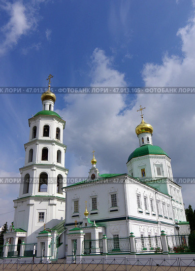 Собор Вознесения Господня - приходской православный храм в городе Йошкар-Ола. Улица ​Вознесенская, дом 31 (2020 год). Стоковое фото, фотограф Алексей Иванов / Фотобанк Лори