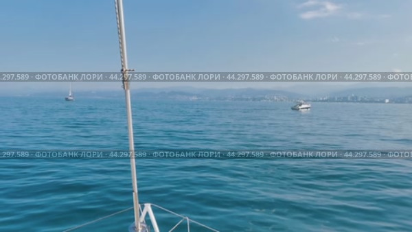 Сочи. Прогулка на катере. открытое море. (2024 год). Стоковое видео, видеограф Сергей Татаринцев / Фотобанк Лори