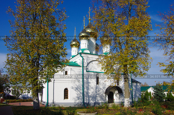 Солотчинский Рождества Богородицы женский монастырь. Cоборный храм Рождества Пресвятой Богородицы. Рязань, Солотча (2020 год). Стоковое фото, фотограф Natalia Sidorova / Фотобанк Лори