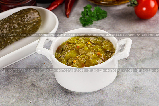 Souce gherkin relish with marinated cucumbers. Стоковое фото, фотограф Андрей Старостин / Фотобанк Лори