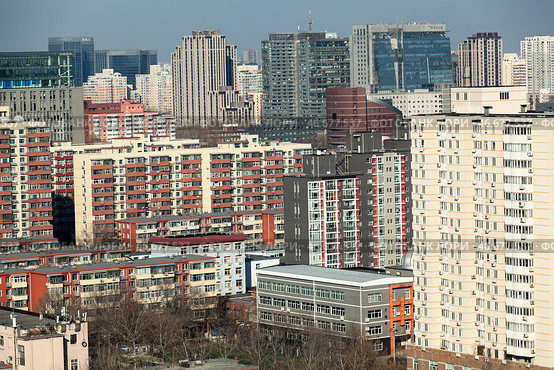 Современные здания в районе города Пекин, Китай. Вид сверху (2024 год). Стоковое фото, фотограф Кекяляйнен Андрей / Фотобанк Лори