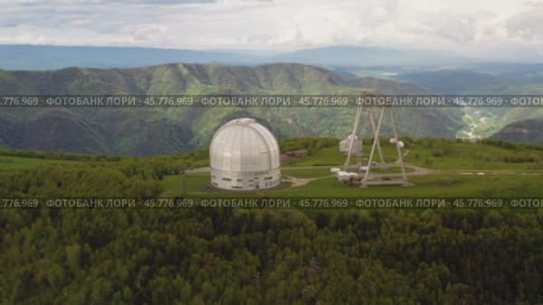 Special scientific astrophysical Observatory. Astronomical center for ground-based observations of the universe with a large telescope. Стоковое видео, видеограф Андрей Армягов / Фотобанк Лори