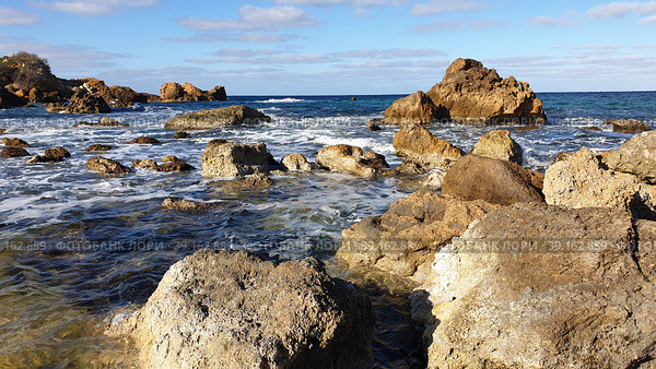 Средиземное море. Город Надур (Nadur). Остров Гоцо (Gozo). Республика Мальта (2023 год). Стоковое фото, фотограф lana1501 / Фотобанк Лори