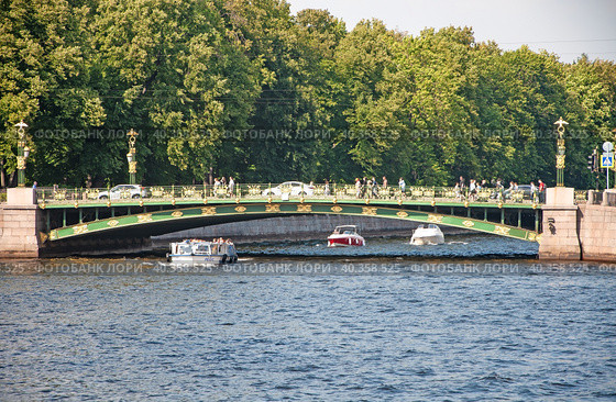 St. Petersburg, Russia - August 15 , Panteleimonovsky bridge (2022 год). Редакционное фото, фотограф Мастепанов Павел / Фотобанк Лори