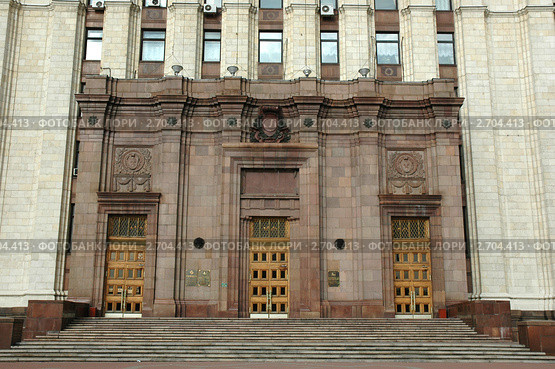 Сталинская высотка на площади Красных ворот. Москва (2005 год). Стоковое фото, фотограф Юлий Шик / Фотобанк Лори