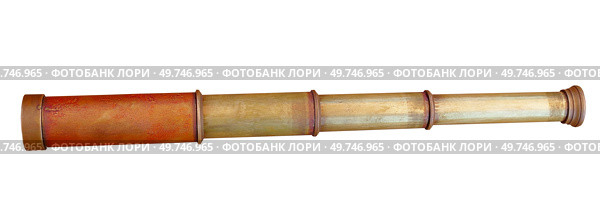 Старая подзорная труба на белом фоне. Old telescope close-up isolated on white background. Стоковое фото, фотограф Татьяна Д / Фотобанк Лори