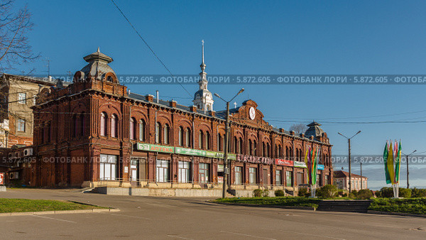 Старинные торговые ряды. Кинешма (2014 год). Редакционное фото, фотограф Михаил Широков / Фотобанк Лори