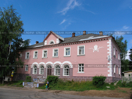 Старинный дом в городе Мышкин. Золотое кольцо России (2008 год). Стоковое фото, фотограф Т. З. / Фотобанк Лори
