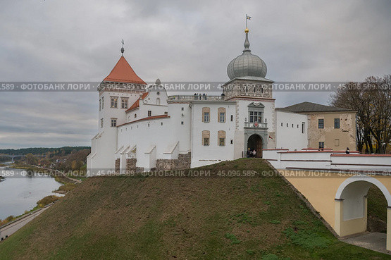 Старый замок в Гродно (2023 год). Редакционное фото, фотограф Анна Рогалева / Фотобанк Лори